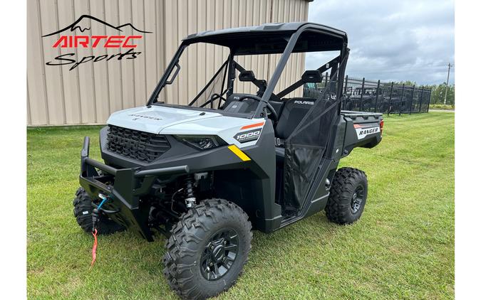 2025 Polaris Industries RANGER 1000 PREMIUM - WHITE LIGHTNING EPS