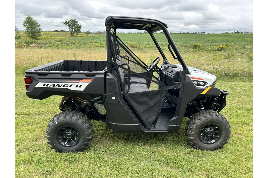 2025 Polaris Industries RANGER 1000 PREMIUM - WHITE LIGHTNING EPS