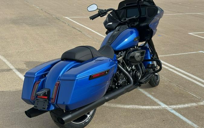 2024 Harley-Davidson Road Glide™ Blue Burst - Black Finish