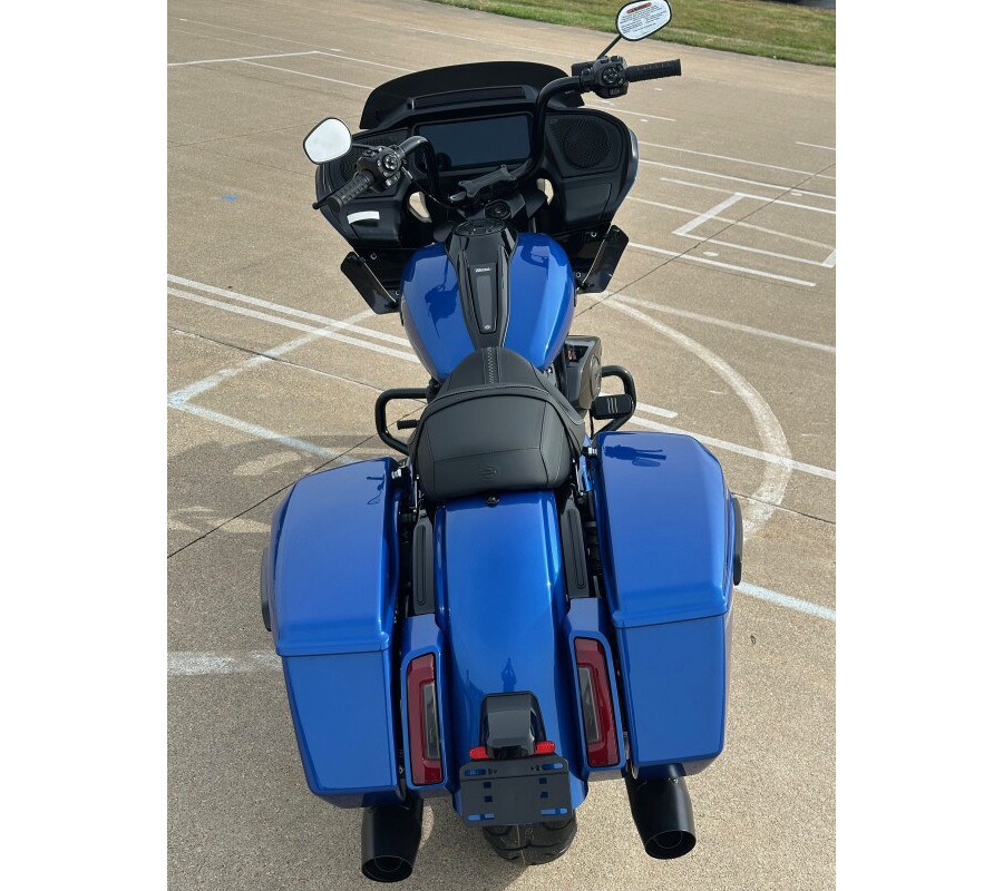 2024 Harley-Davidson Road Glide™ Blue Burst - Black Finish