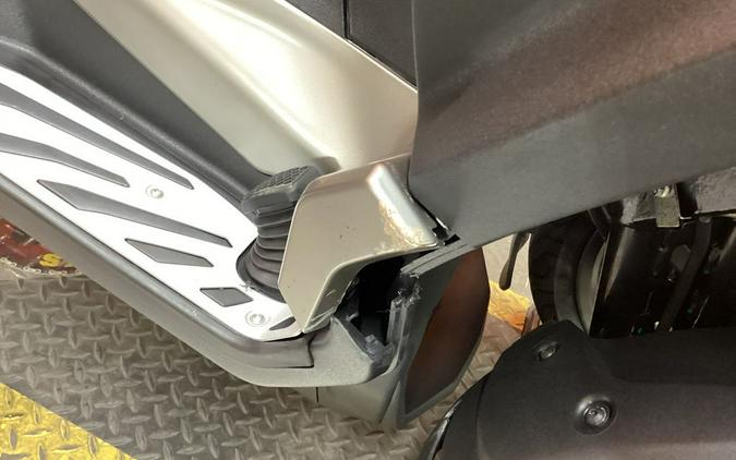 2024 Piaggio MP3 530 Exclusive