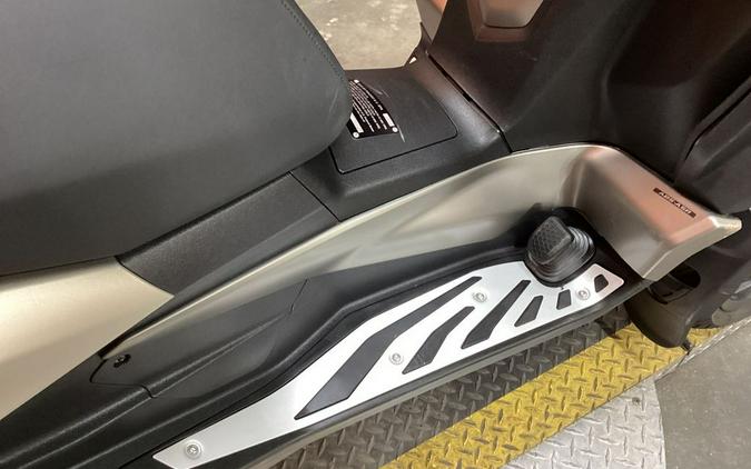 2024 Piaggio MP3 530 Exclusive