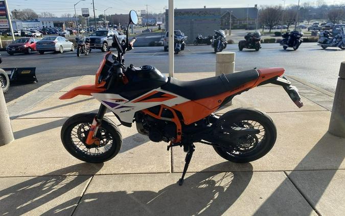 2025 KTM SMC 390 R