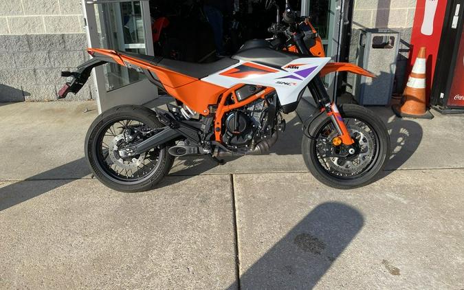 2025 KTM SMC 390 R