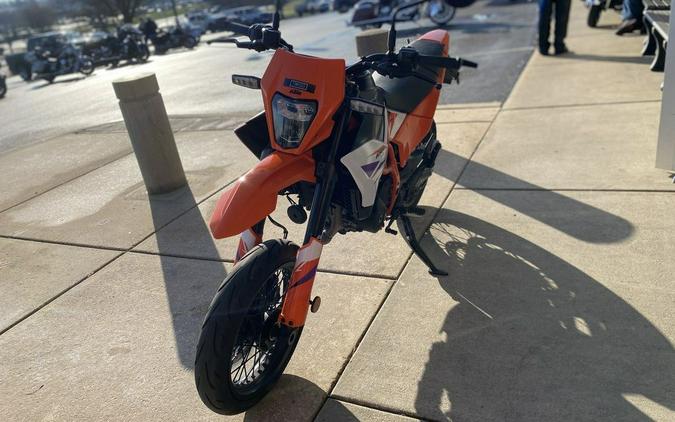 2025 KTM SMC 390 R
