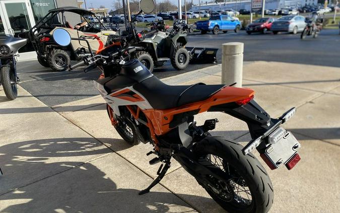 2025 KTM SMC 390 R