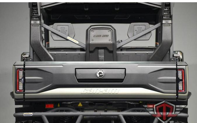 2026 Can-Am Defender MAX X mr HD11 with half-doors