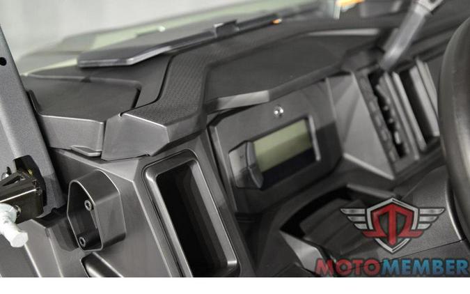 2026 Can-Am Defender MAX X mr HD11 with half-doors