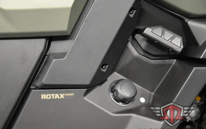 2026 Can-Am Defender MAX X mr HD11 with half-doors