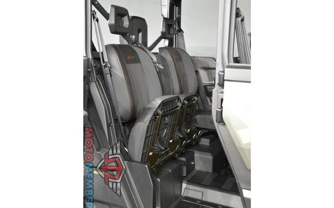2026 Can-Am Defender MAX X mr HD11 with half-doors