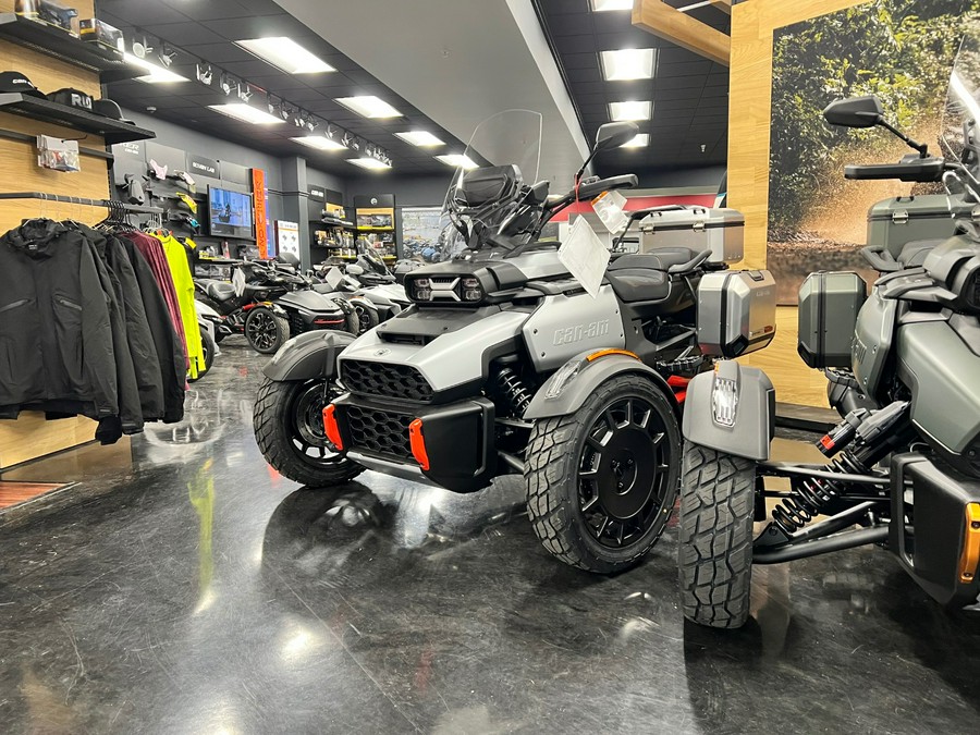 2025 Can-Am Canyon XT