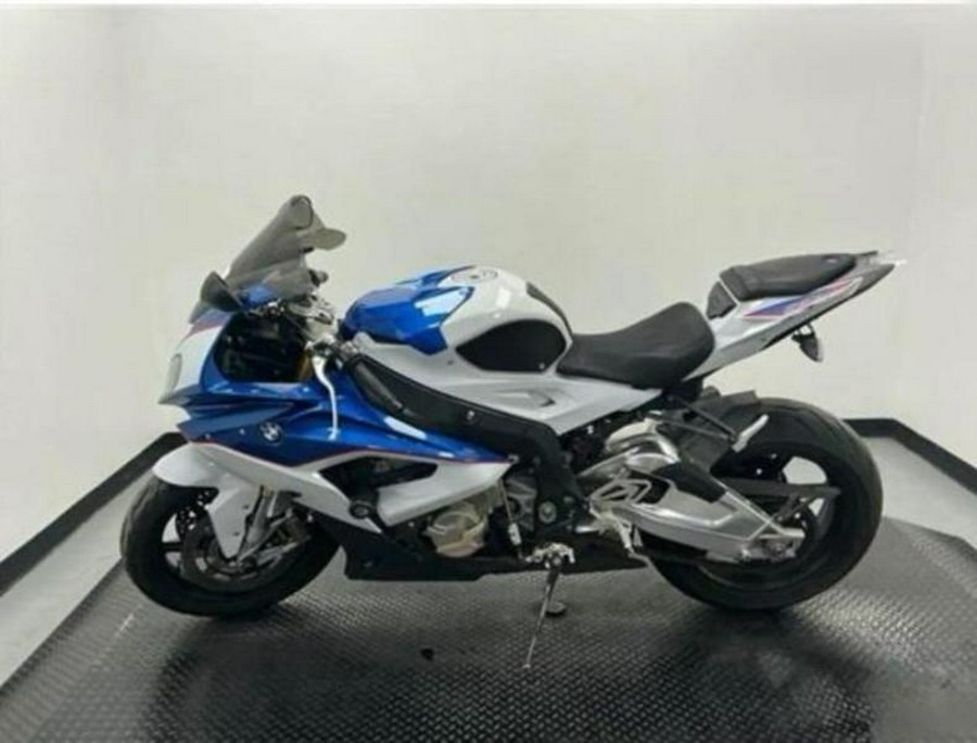 2016 BMW S 1000 RR Black Storm Metallic / Racing Red