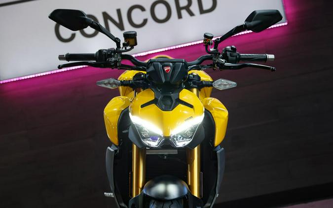 2026 Ducati Streetfighter V2 S