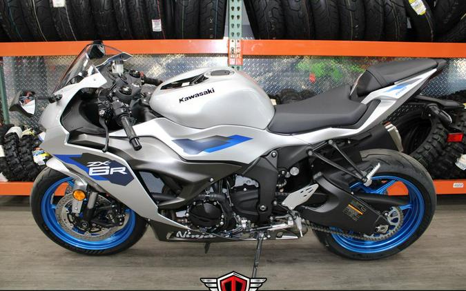 2027 Kawasaki NINJA ZX-6R ABS
