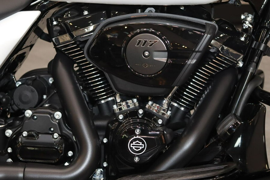 Used 2024 Harley-Davidson Street Glide Grand American Touring FLHX Motorcycle For Sale In Raleigh, North Carolina