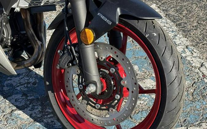 2025 Kawasaki Z500 SE ABS