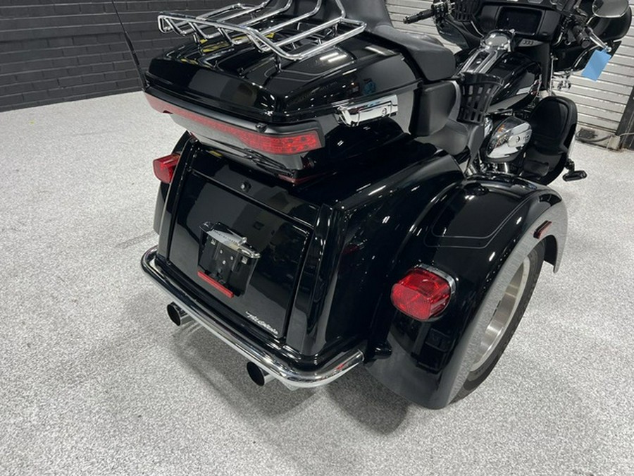 2022 Harley-Davidson FLHTCUTG - Tri Glide Ultra