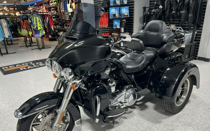 2022 Harley-Davidson FLHTCUTG - Tri Glide Ultra