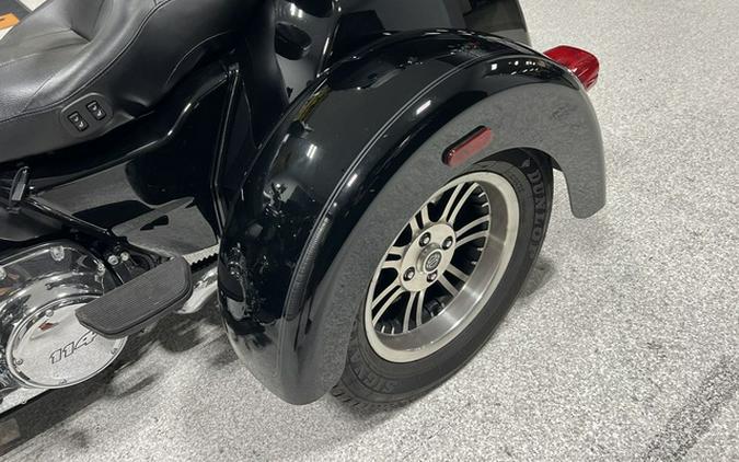 2022 Harley-Davidson FLHTCUTG - Tri Glide Ultra
