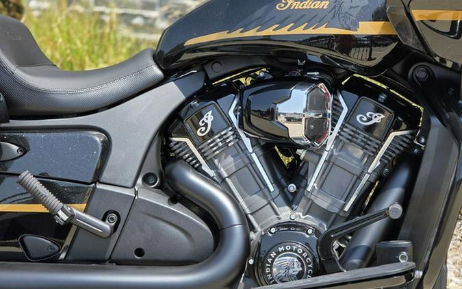 2026 Indian Challenger Dark Horse 112 w/PowerBand Audio Black Crystal w/Black Metalli