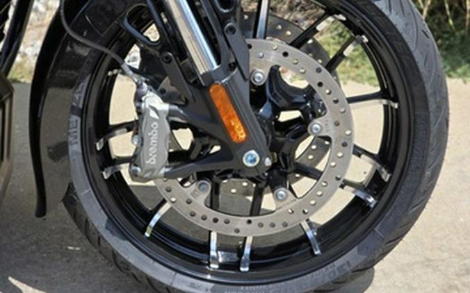 2026 Indian Challenger Dark Horse 112 w/PowerBand Audio Black Crystal w/Black Metalli