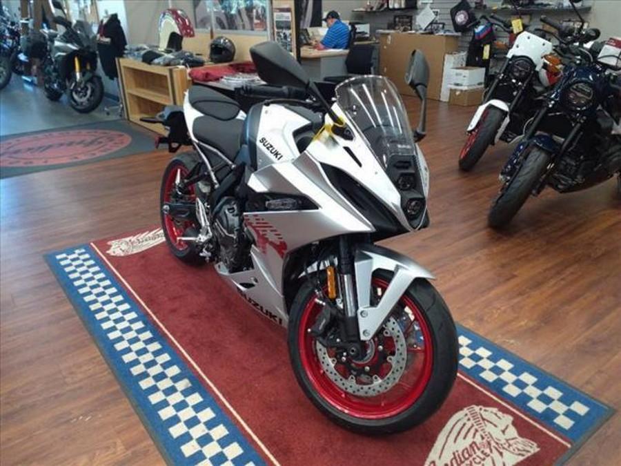 2024 Suzuki GSX-8R