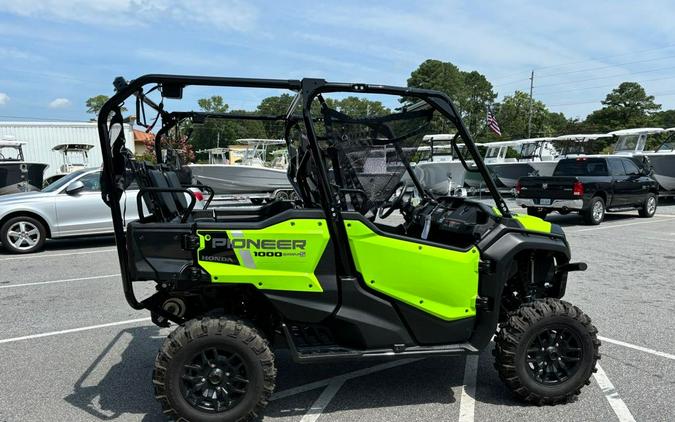 2023 Honda Pioneer 1000-5 Deluxe