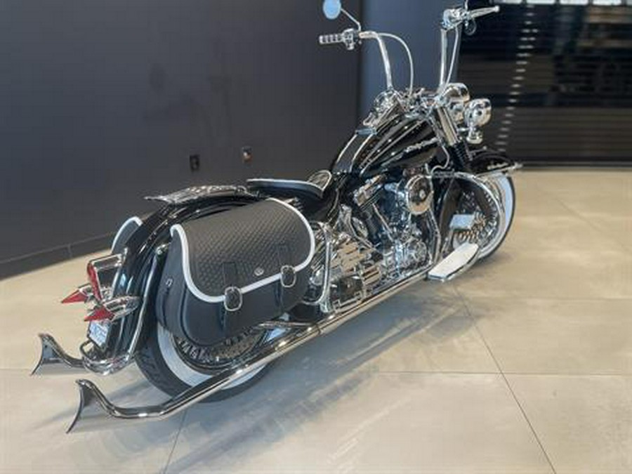 2017 Harley-Davidson Softail® Deluxe