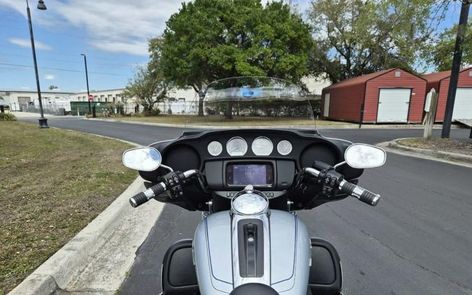 2023 Harley-Davidson FLHTCUTG - Tri Glide Ultra