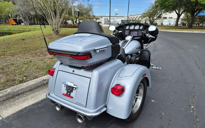 FLHTCUTG 2023 Tri Glide Ultra