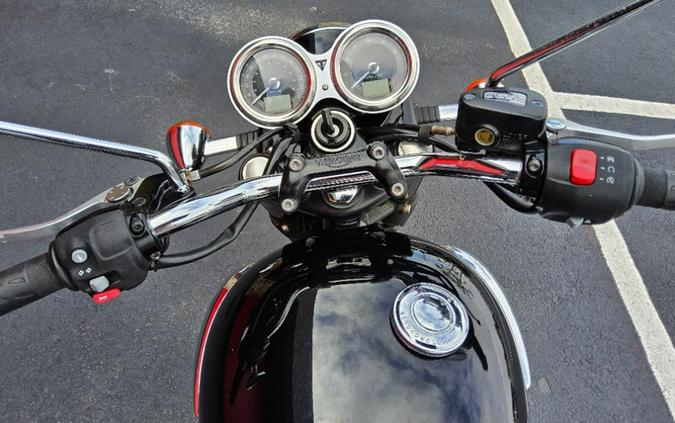 2017 Triumph Bonneville T100