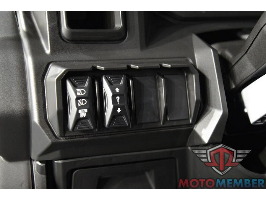 2026 Can-Am Defender MAX XT HD11 With 10.25 in. Infotainment