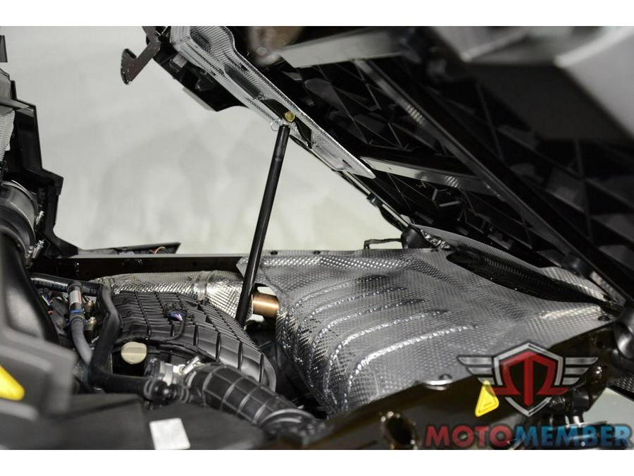 2026 Can-Am Defender MAX XT HD11 With 10.25 in. Infotainment