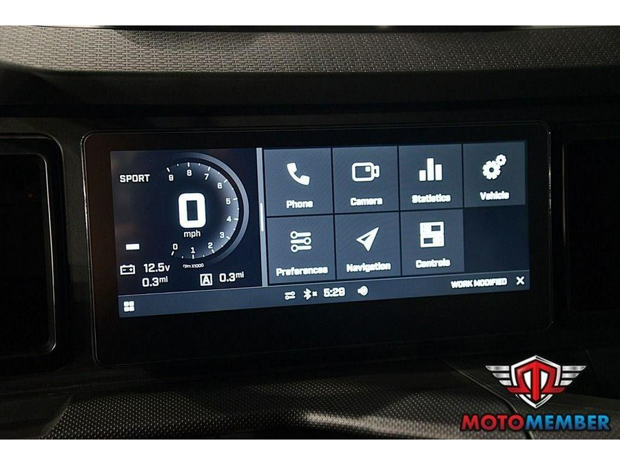 2026 Can-Am Defender MAX XT HD11 With 10.25 in. Infotainment
