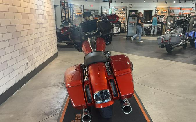 FLTRX 2024 Road Glide®