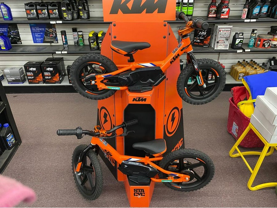 2022 KTM STACYC 12eDRIVE Stability Cycle