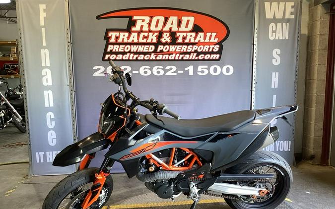 2021 KTM 690 SMC R