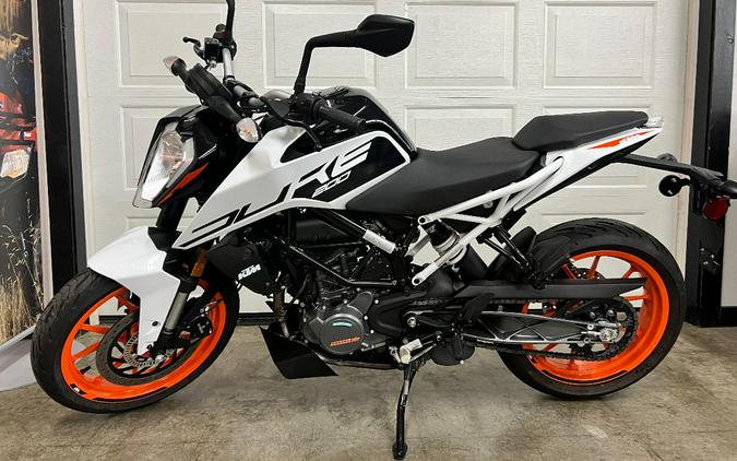 2021 KTM 200 DUKE