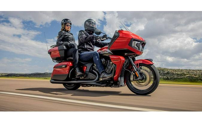 2022 Indian Motorcycle® Pursuit Dark Horse® with Premium Package