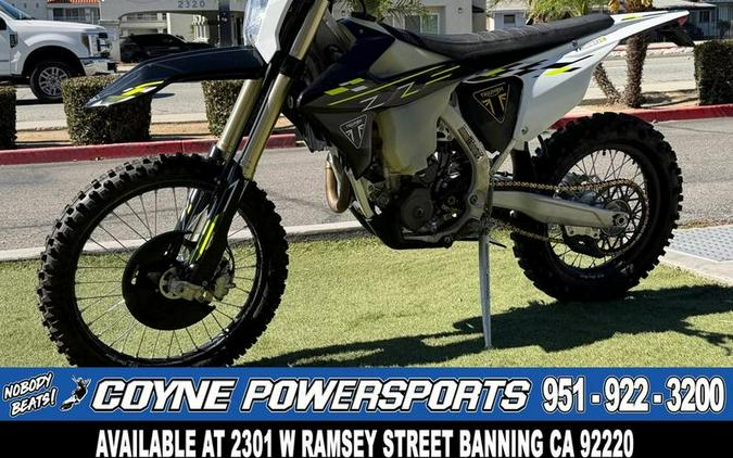 2026 Triumph TF 250-E Jet Black/Pure White