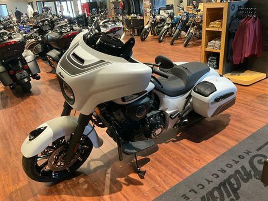 2024 Indian Motorcycle Chieftain® Dark Horse® with PowerBand Audio Package