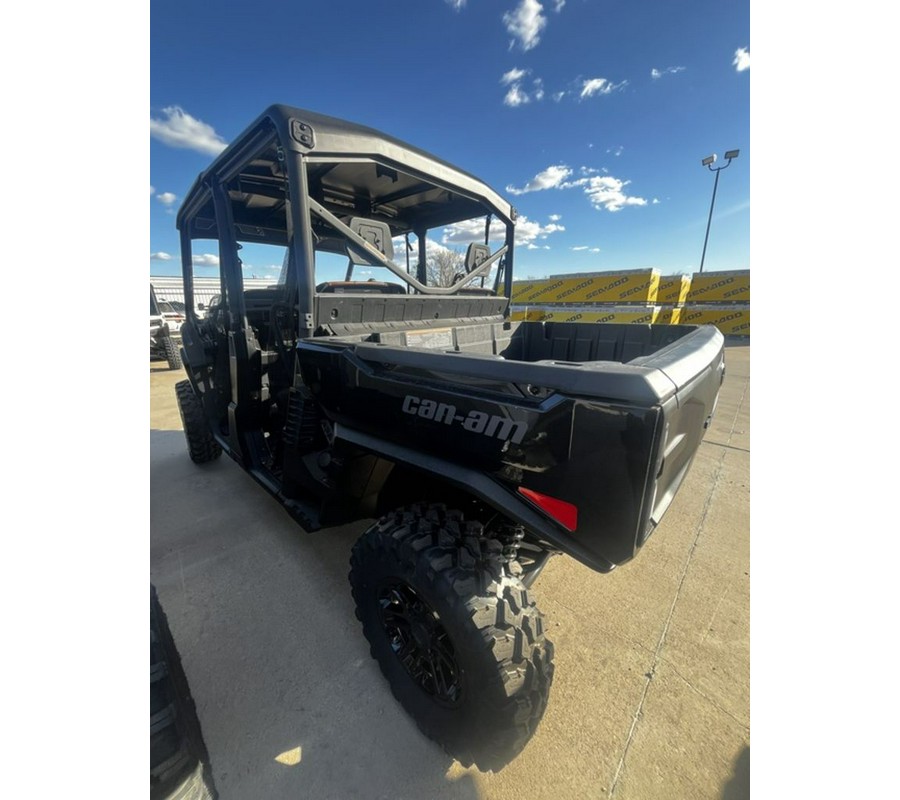 2026 Can-Am Defender MAX Lone Star HD11