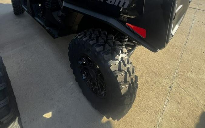 2026 Can-Am Defender MAX Lone Star HD11