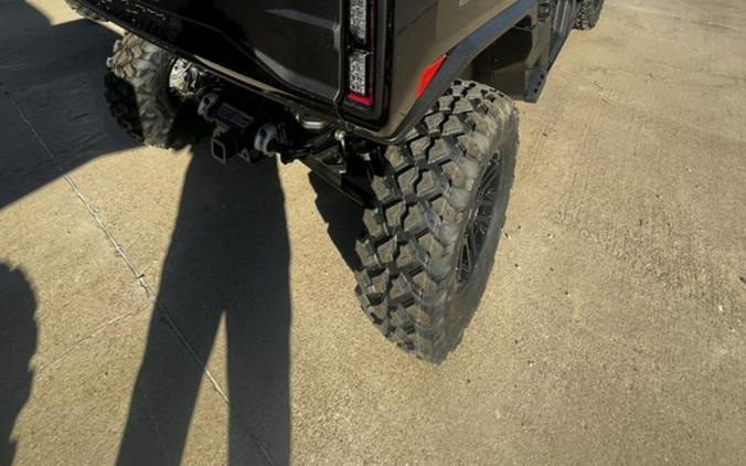 2026 Can-Am Defender MAX Lone Star HD11