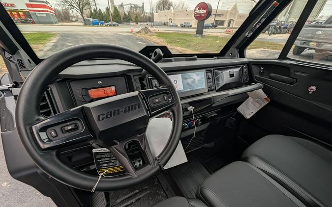 2026 Can-Am Defender XT CAB HD11