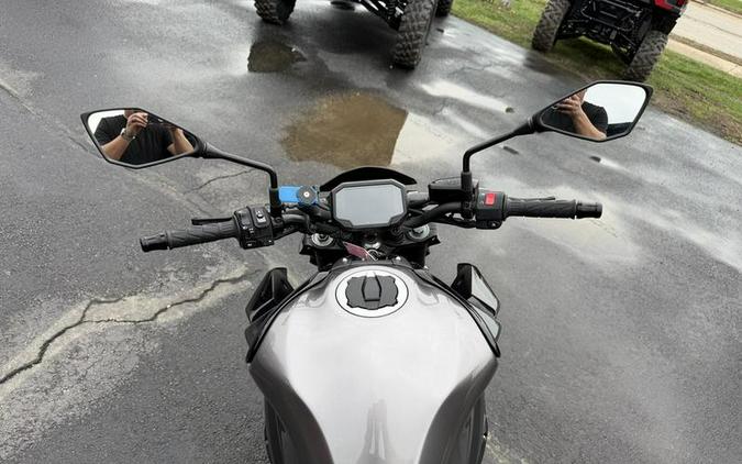 2023 Kawasaki Z900 ABS Metallic Black/Graphite Gray/Flat Black