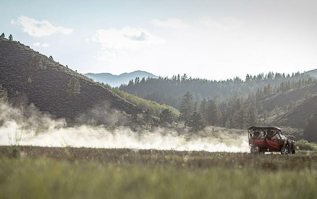 2018 Honda Pioneer 1000-5 Deluxe