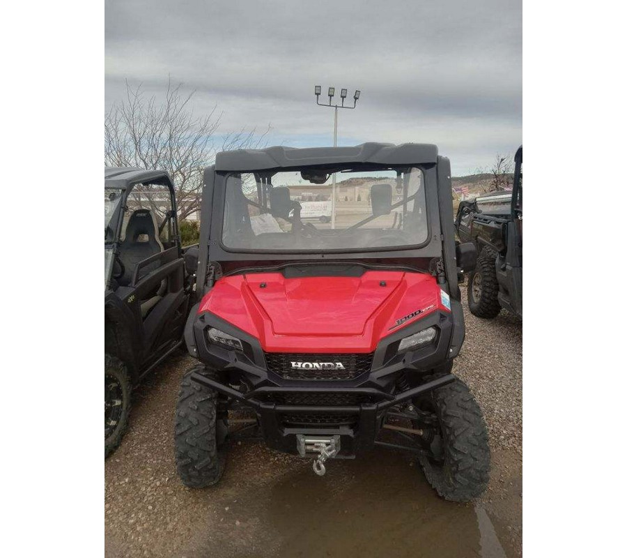 2018 Honda Pioneer 1000-5 Deluxe