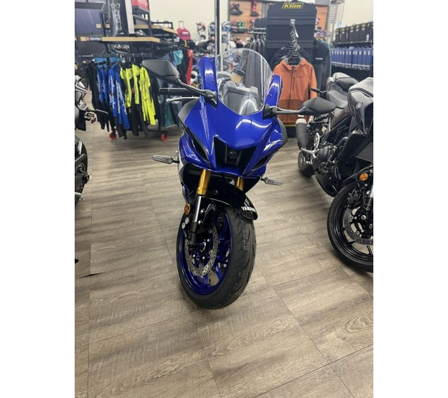 2025 Yamaha YZF-R7