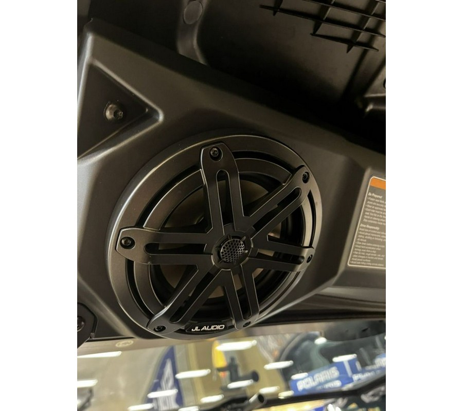 2026 Can-Am Defender MAX Lone Star HD11